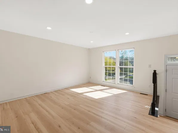 7653 Staunton Cir, Manassas, VA 20109