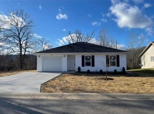 212 Hunter Ave, Branson, MO 65616