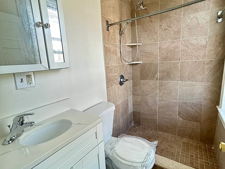 1700 Saint Paul St #301 — Photo 6
