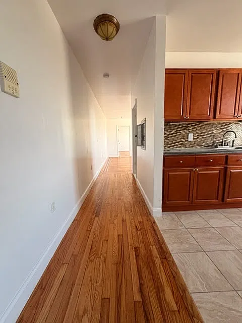 1 bed, $1,700 — Photo 2