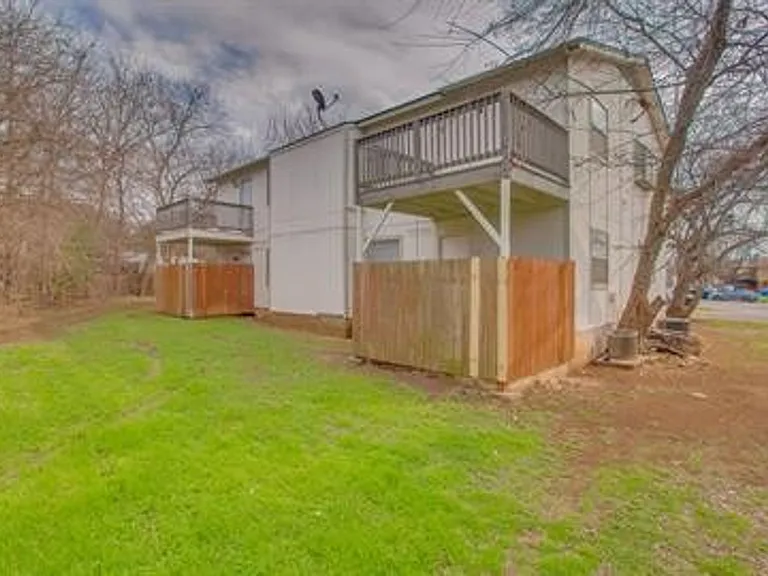 2310 Rachael Court — Photo 34