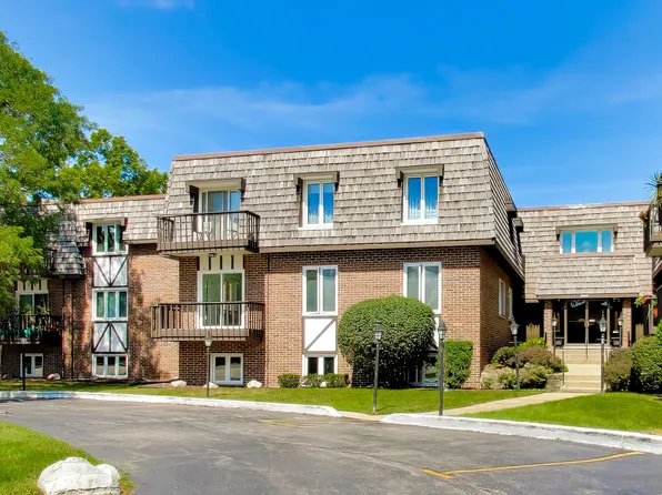 2300 W Talcott Rd APT 2C, Park Ridge, IL 60068