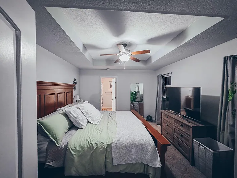 First Floor Bedroom w/On-Suite and Walk in Closet