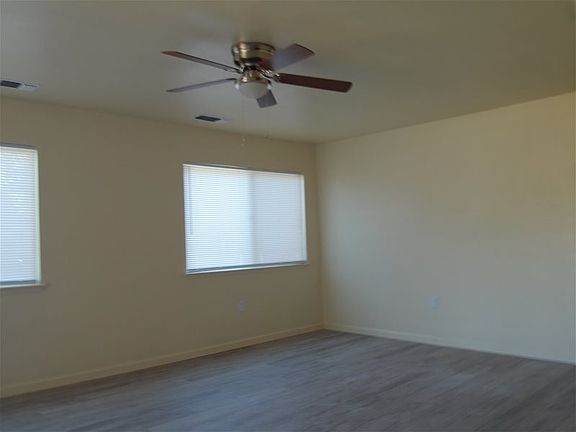 5th image of 5566 Arboga Rd #8