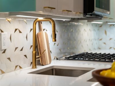 166 Steuben St APT 3, Jersey City, NJ, 07302