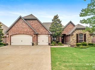 1202 SW Edinburgh Ave, Bentonville, AR 72713
