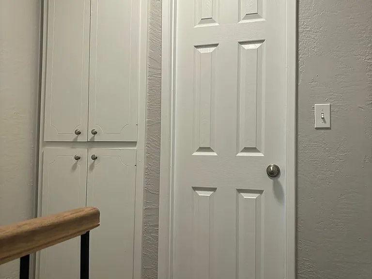 Villa Chateau Apartments — Photo 11