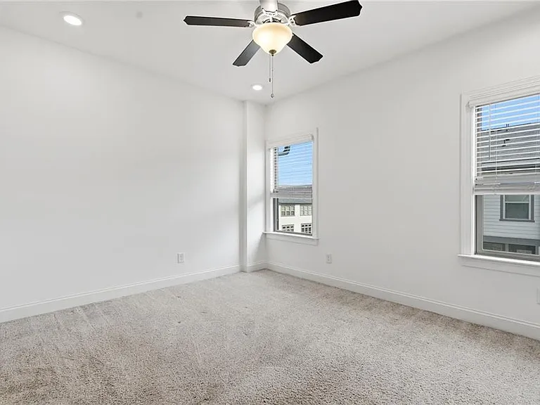 2438A Figaro Dr — Photo 19