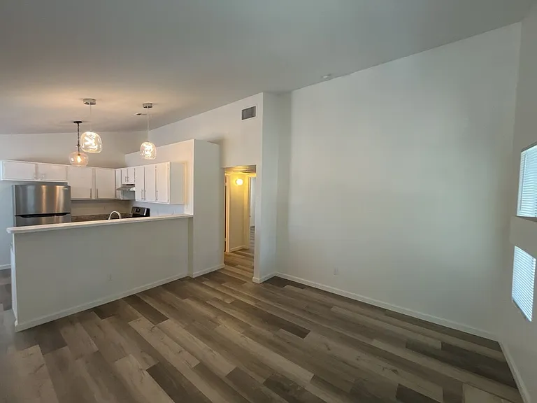 4623 Krissylouise Way #D — Photo 8