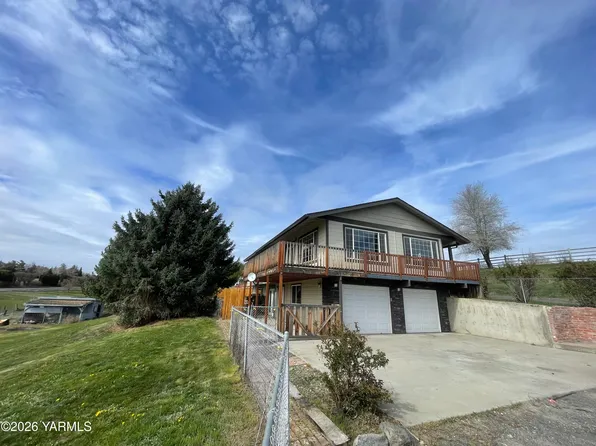 1602 Stein Rd, Yakima, WA 98908