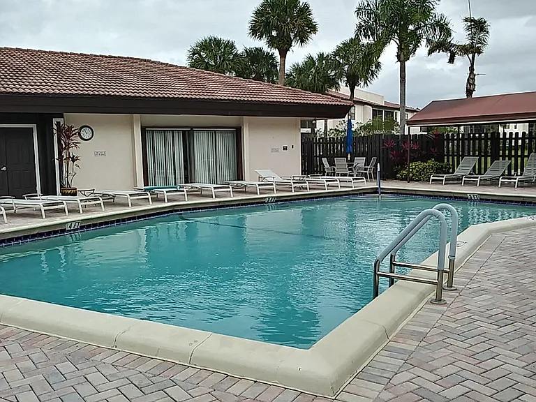 8045 Eastlake Dr #1G — Photo 17