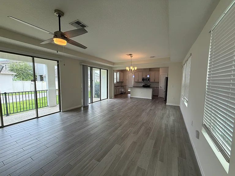 1337 Silver Moon Ln — Photo 4