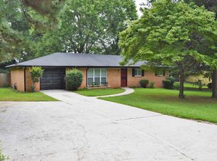 2940 Old Farm Rd, College Park, GA 30349