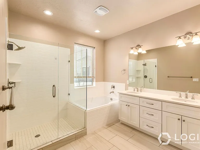 10408 S Beetdigger Blvd — Photo 10