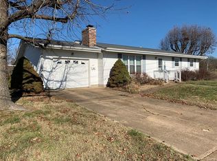 305 Memorial Dr, Owensville, MO 65066