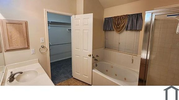 2nd image of 1810 Tangleberry Ct