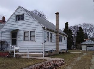908 W Glendale Ave, Glendale, WI 53209
