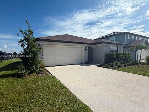 3rd image of 10798 Marlberry Way