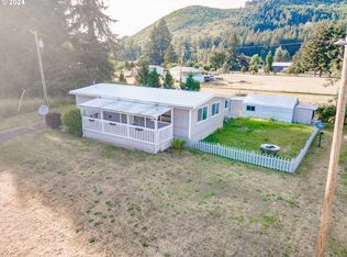 34834 Shoreview Dr SPACE 7, Cottage Grove, OR 97424