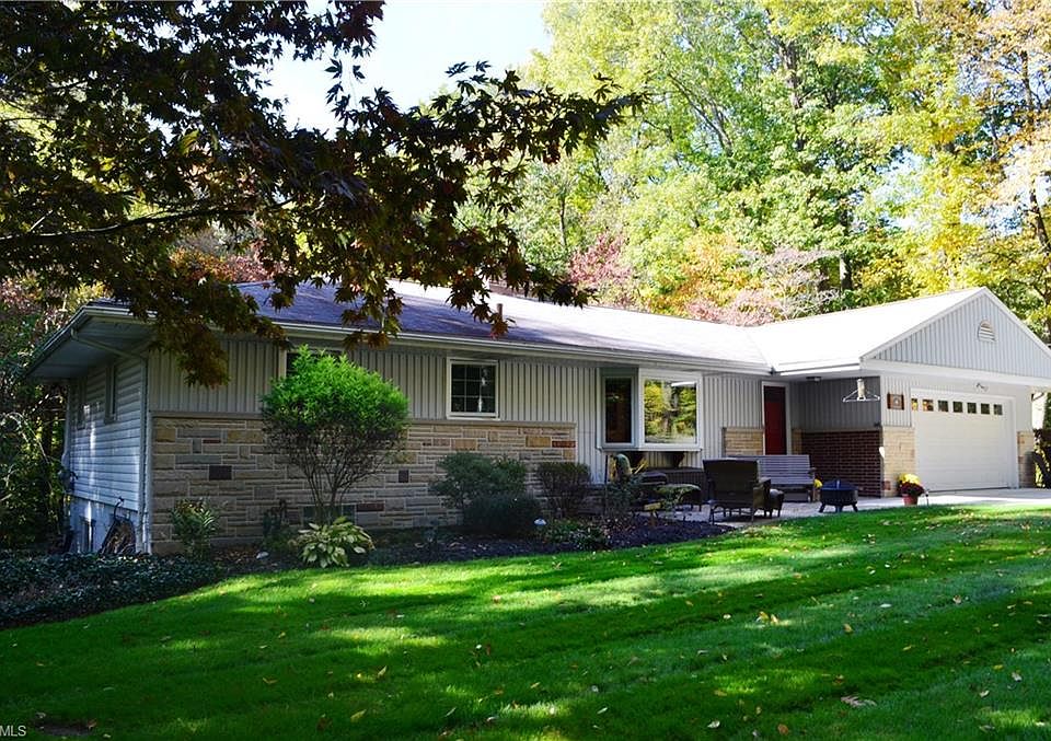 1st image of 200 Harmony Hills Dr
