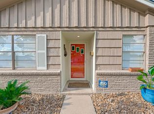 6018 Berendo St, Houston, TX 77092