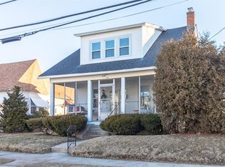 35 Richland Rd, Cranston, RI 02910