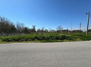 Doullut St, Saint Bernard, LA 70085