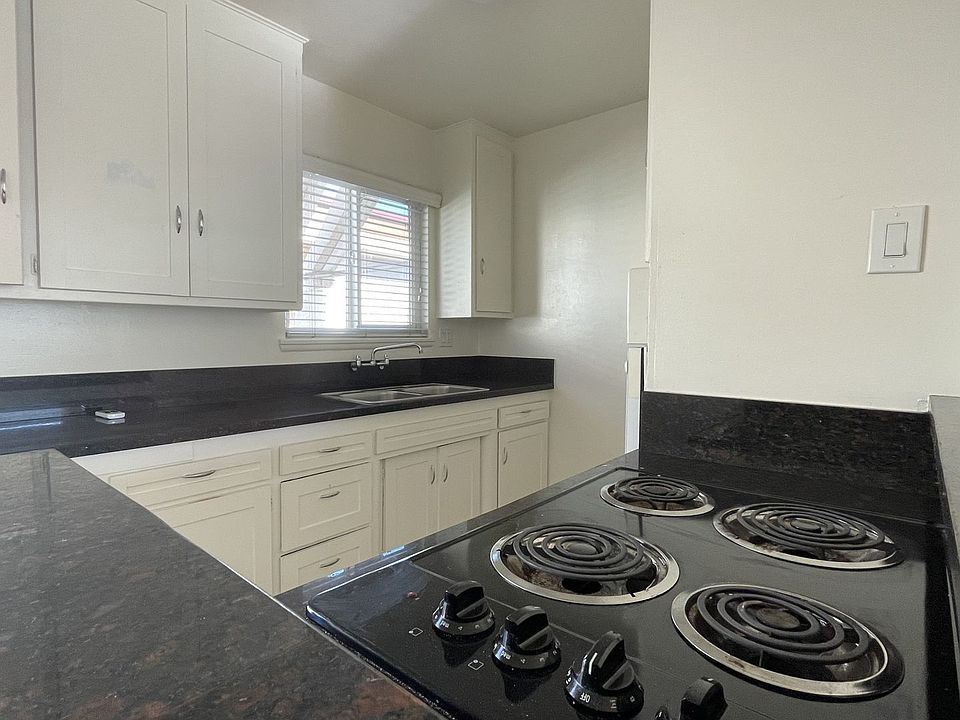 11854 11854 Chandler Blvd Valley Village, CA Zillow Apartments