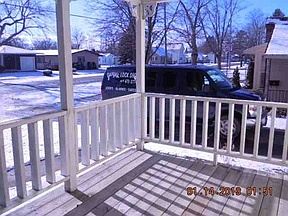 2nd image of 611 E Lincoln St