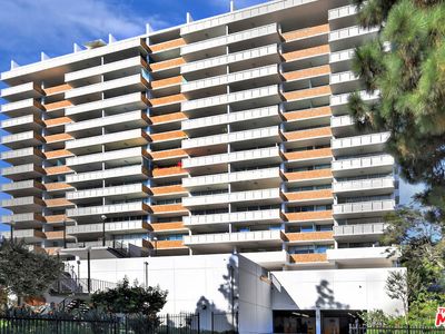 8787 Shoreham Dr APT 1003, West Hollywood, CA, 90069