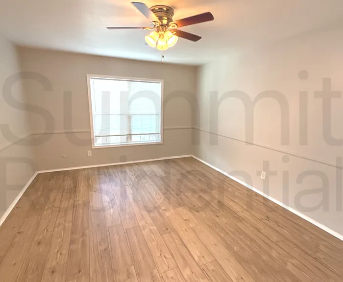 6076 Dooley Dr — Photo 11