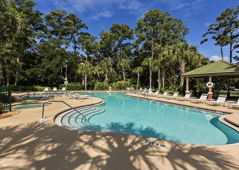 Community pool