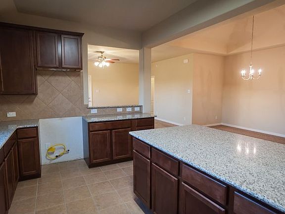 5th image of 17906 Escalante Dr