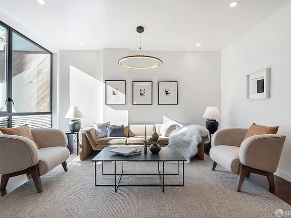 3rd image of 555 Fulton St Unit 102