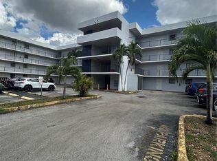 El Pueblo De Vera Condo, Hialeah, FL 33016