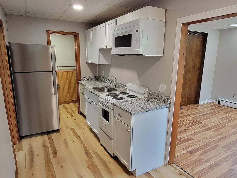 New Kitchen with Granite Countertops