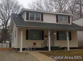 1220 Orchard Ave, Springfield, IL 62702