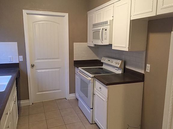 4th image of 2847 Indian Creek Blvd