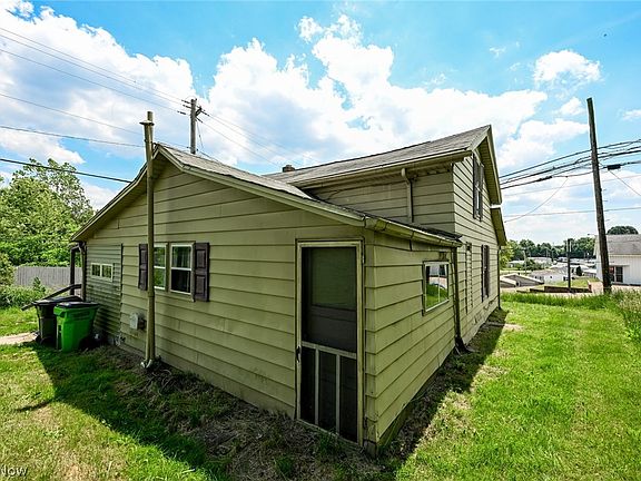 5th image of 893 Norton Ave