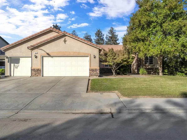690 Carey Ave, Fowler, CA 93625
