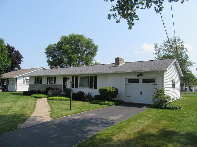 1st image of 518 Bush Ave