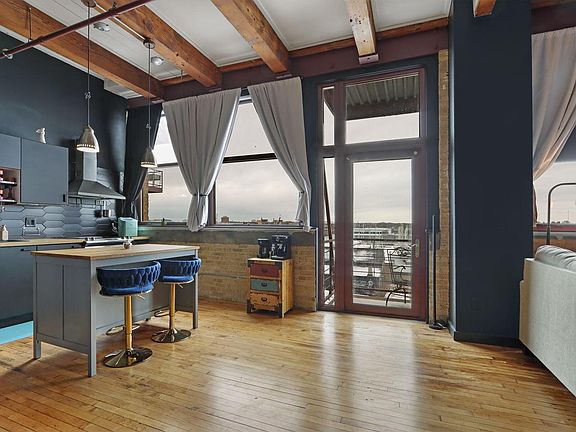 3rd image of 215 West Maple STREET #307