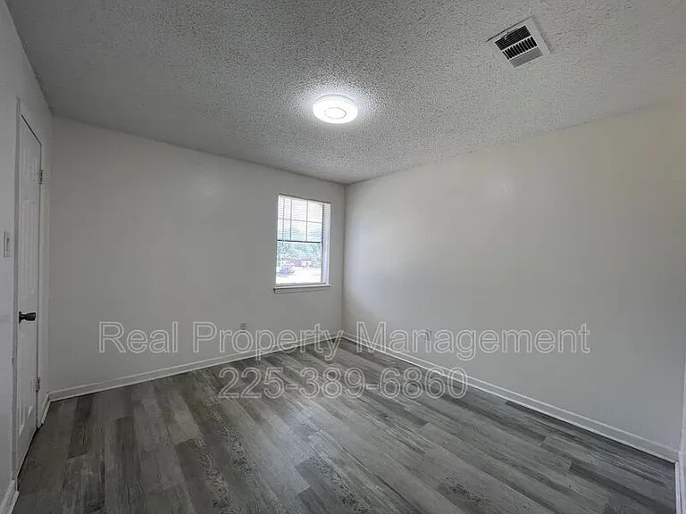 1511 Cristy Dr #G — Photo 9