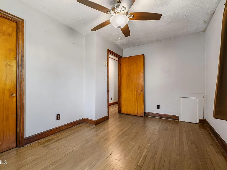 422 Gap Creek Rd — Photo 22