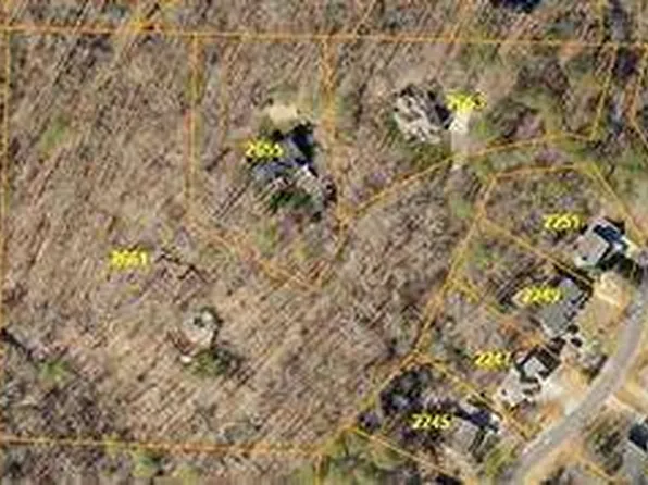 2661 Sandpoint Way NE, Roswell, GA 30075