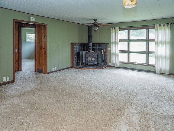 17629 20 1-2 Mile Rd-105