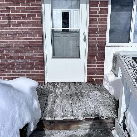 947 W McKay Rd — Photo 4