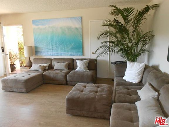 3rd image of 22347 Pacific Coast Hwy APT 1