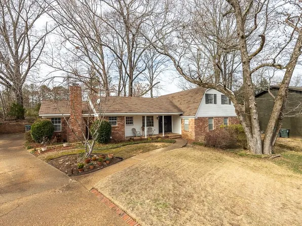 11 Viking Dr, Cordova, TN 38018