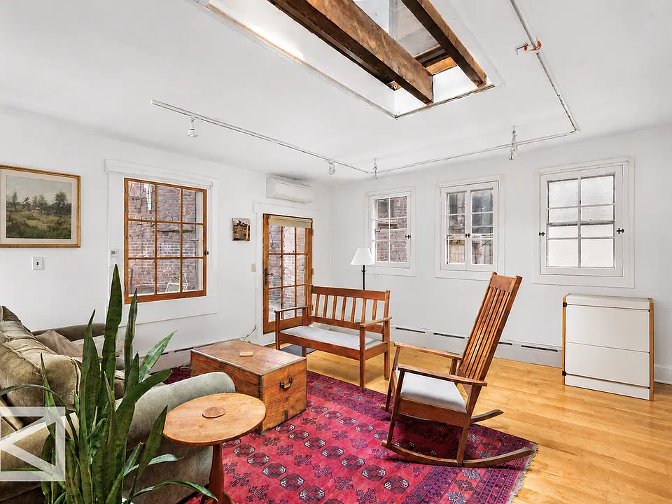 508 Canal St #2